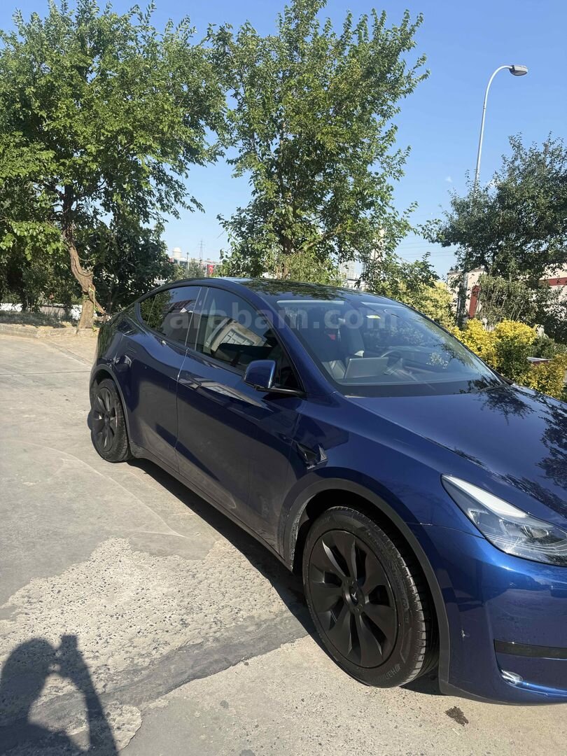 Sahibinden Tesla Model Y Standart (Juniper) 2024 Model İstanbul 21.000 km Lacivert 3