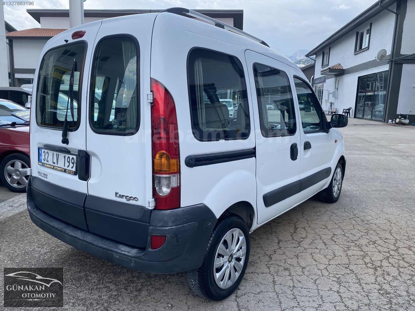 Galeriden Renault Kangoo 1.5 dCi Expression 2004 Model Isparta 278.500 km Beyaz 6