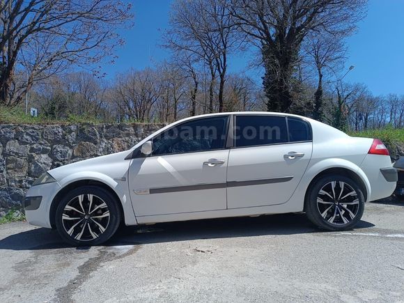 Sahibinden Renault Megane 1.6 Dynamique 2004 Model