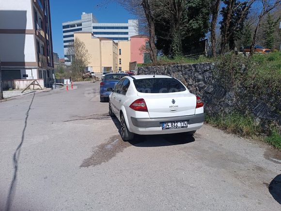 Sahibinden Renault Megane 1.6 Dynamique 2004 Model
