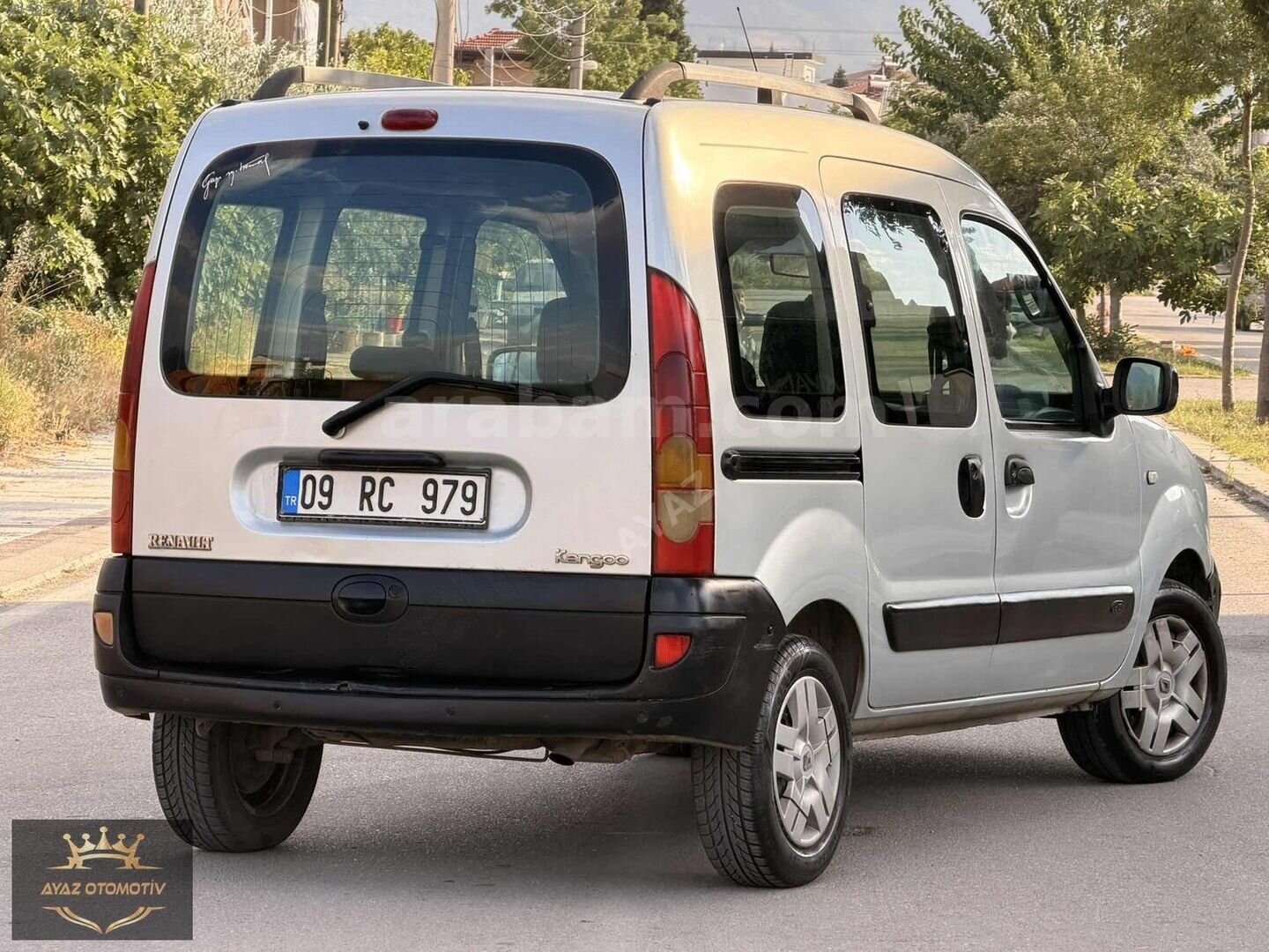 Galeriden Renault Kangoo 1.5 dCi Expression 2004 Model Denizli 350.000 km Gri 5