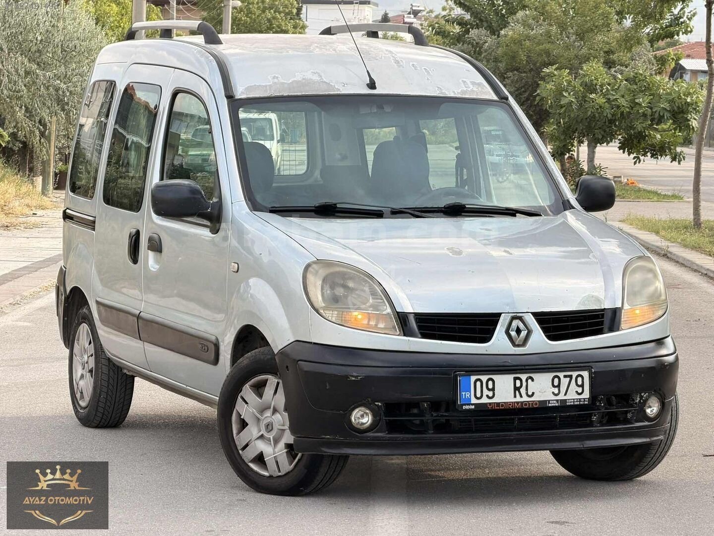 Galeriden Renault Kangoo 1.5 dCi Expression 2004 Model Denizli 350.000 km Gri 1