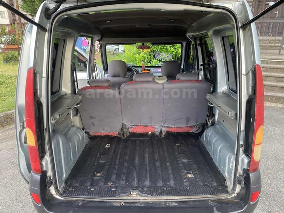 MAKYAJLI KANGOO KLİMALİ ÇİFT AİRBENG TAKAS OLUR KART GEÇERLİ
