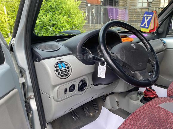 MAKYAJLI KANGOO KLİMALİ ÇİFT AİRBENG TAKAS OLUR KART GEÇERLİ