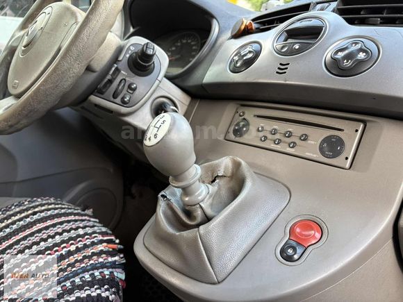 10 YILLIK SAHİBİND€N 2010 MODEL ÇİFT SÜRGÜ TEK BAGAJ 105HP KANGO