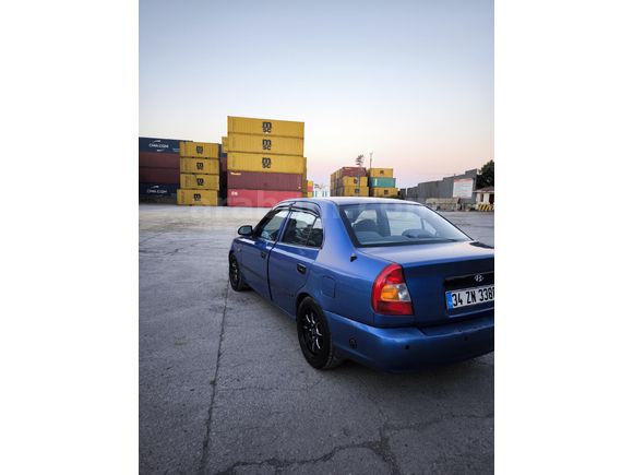 Sahibinden Hyundai Accent 1.5 GL 2000 Model