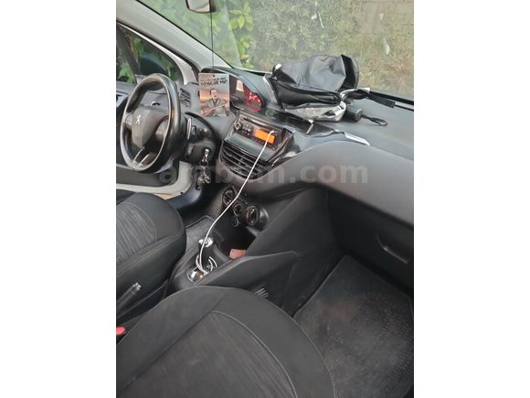 Sahibinden Peugeot 208 1.2 VTi Access 2013 Model