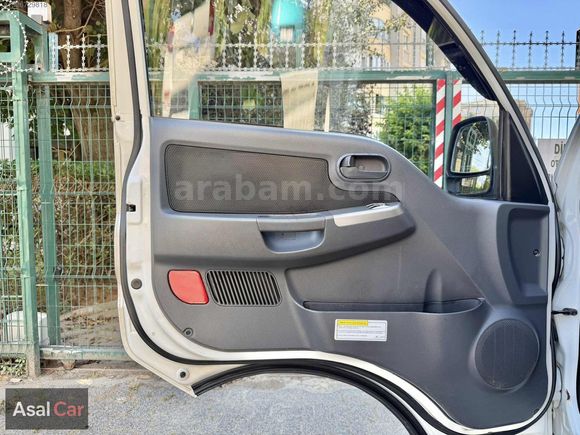 2021 MODEL ORJ 117 KM DE KLİMALI EMSALSİZ TEMİZLİKTE FULL
