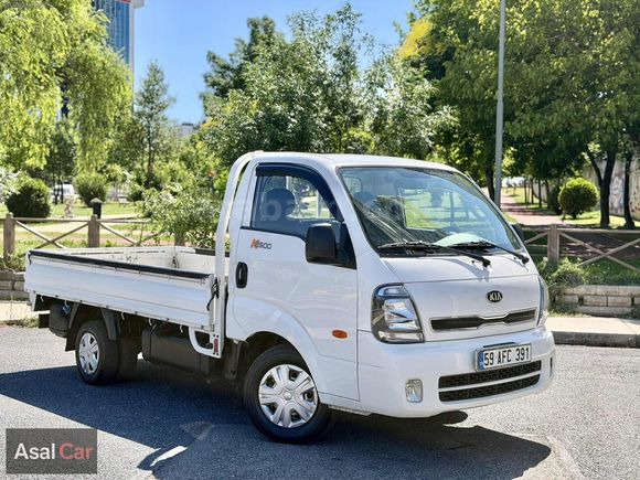 2021 MODEL ORJ 117 KM DE KLİMALI EMSALSİZ TEMİZLİKTE FULL