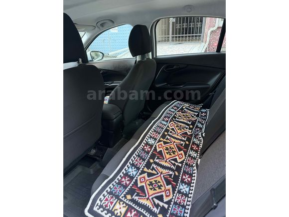 Sahibinden Fiat Egea 1.3 Multijet Easy 2023 Model 