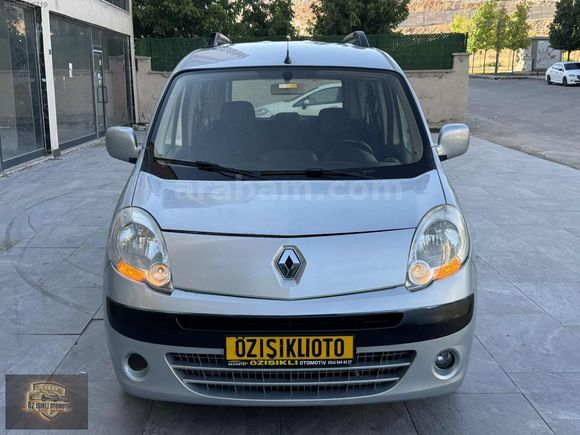 ÖZ IŞIKLI OTOMOTİVDEN 2011 KANGOO HIZ SABİTLEMELİ
