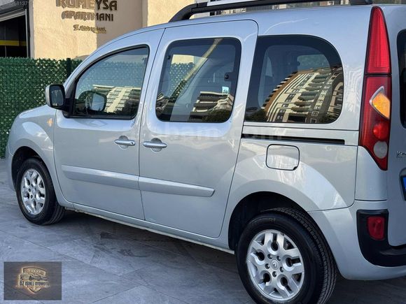 ÖZ IŞIKLI OTOMOTİVDEN 2011 KANGOO HIZ SABİTLEMELİ