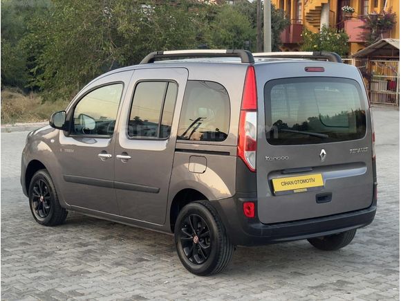 HATASIZ BOYASIZ EMSALSİZ KANGOO EXTREM