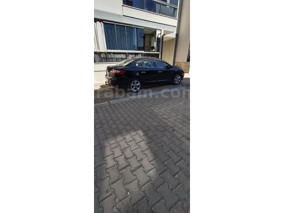 Sahibinden Renault Fluence 1.6 Privilege 2011 Model
