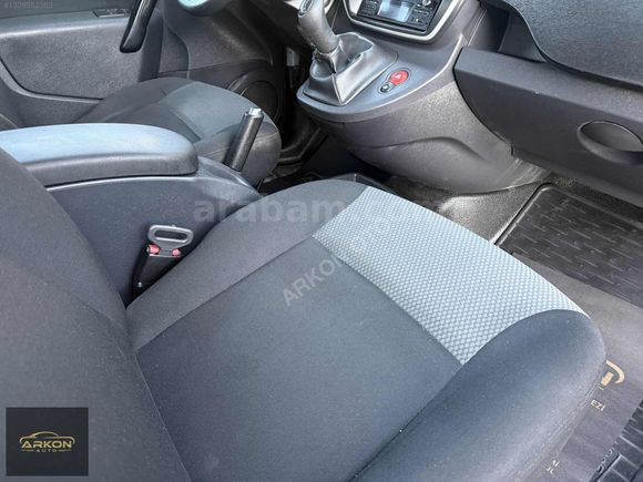 AR-KON DAN 2019 ÇIKIŞLI YENİ KASA KANGOO 1.5 DCİ BOYASIZ
