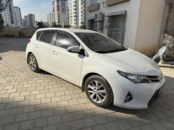 Sahibinden Toyota Auris 1.6 Active 2015 Model 