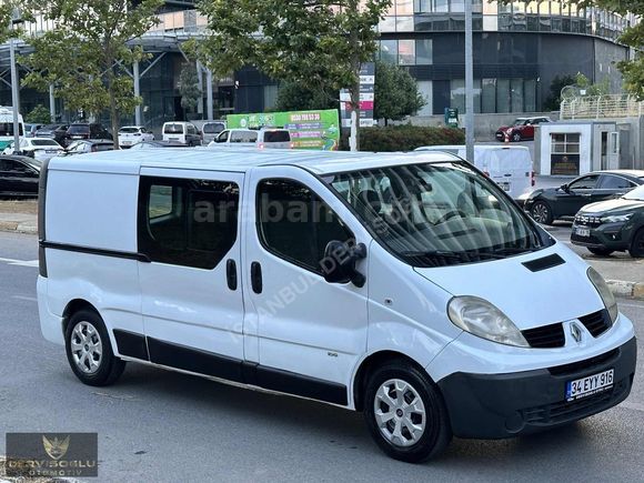 ORJİNAL 5+1 CTİYVAN KLİMALI TRAFİC TAKAS OLUR.