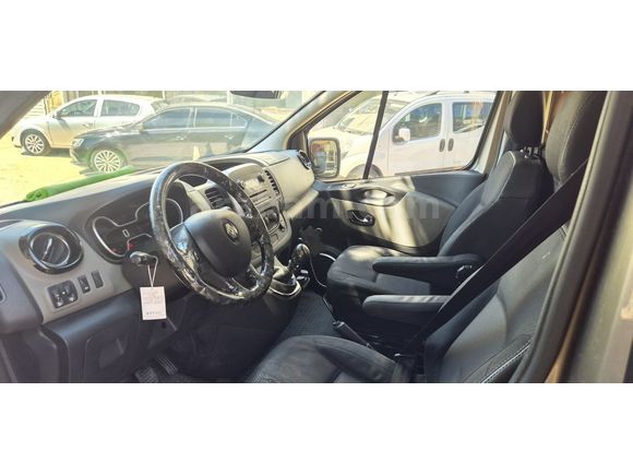 GALERİ ONUR 2016 RENO TRAFIC OTOMOBIL RUHSATLI 8+1