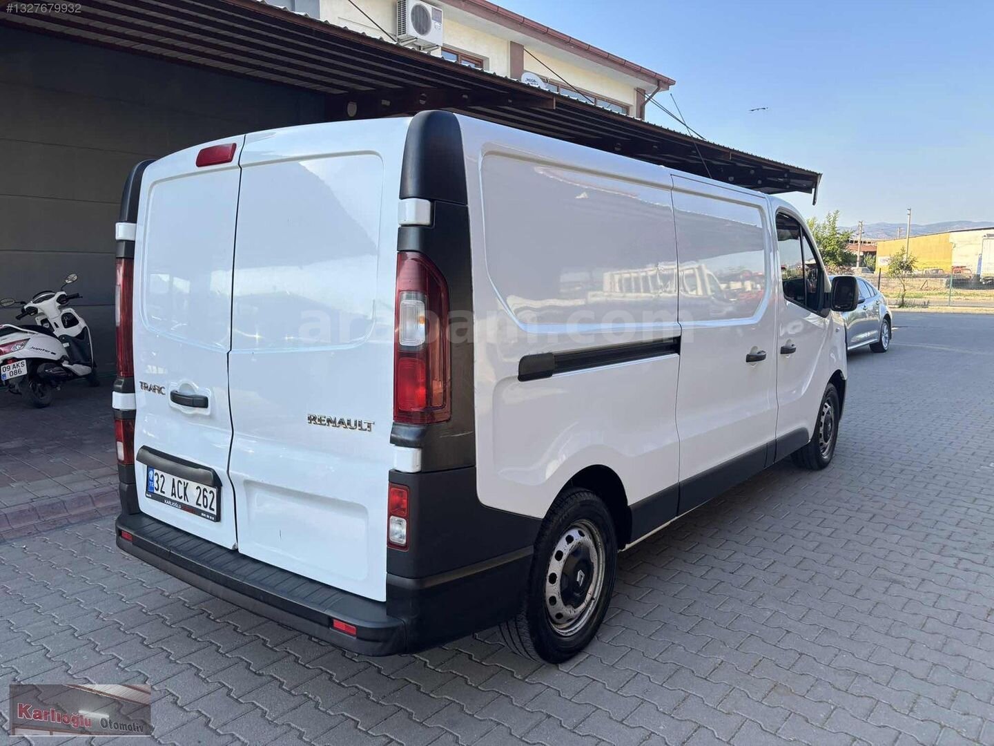 Galeriden Renault Trafic 1.6 DCI Grand Confort 2015 Model Aydın 185.000 km Beyaz 3