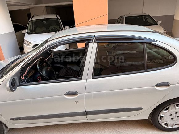 Sahibinden Renault Megane 1.6 RTE 2000 Model