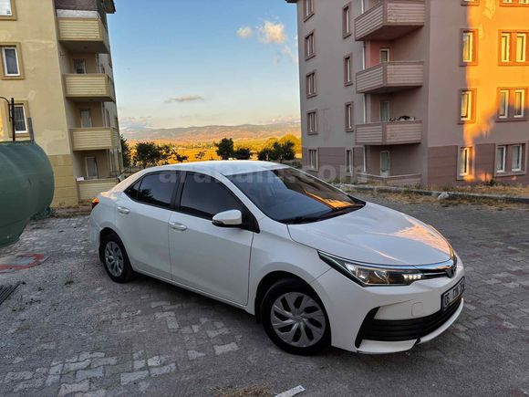 Sahibinden Toyota Corolla 1.33 Life 2017 Model 