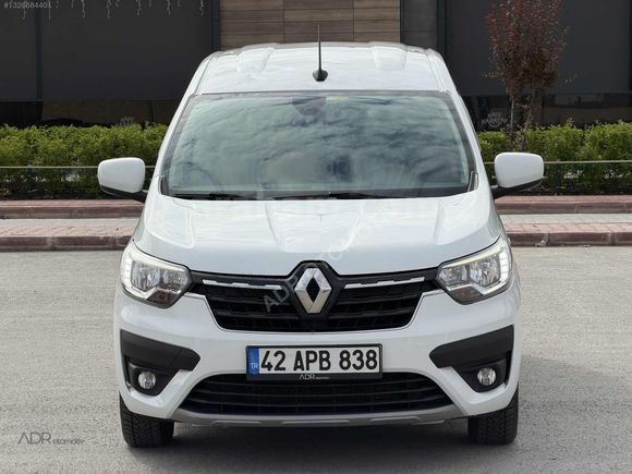2022 MODEL 129.000 KM'DE RENAULT EXPRESS COMBİ 1.5 BlueDci JOY