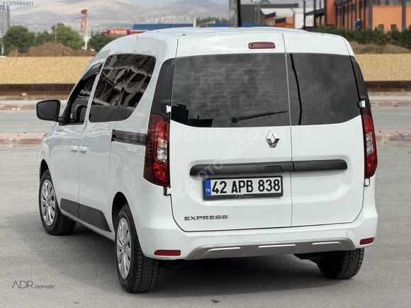 2022 MODEL 129.000 KM'DE RENAULT EXPRESS COMBİ 1.5 BlueDci JOY