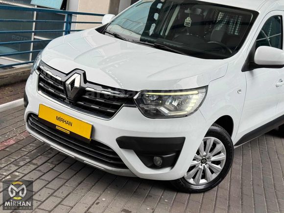 MİRHAN 2024 ÇIKIŞ RENAULT EXPRESS 1.5 BLUEDCİ/ÇİFT SÜRGÜ/BAKIMLI