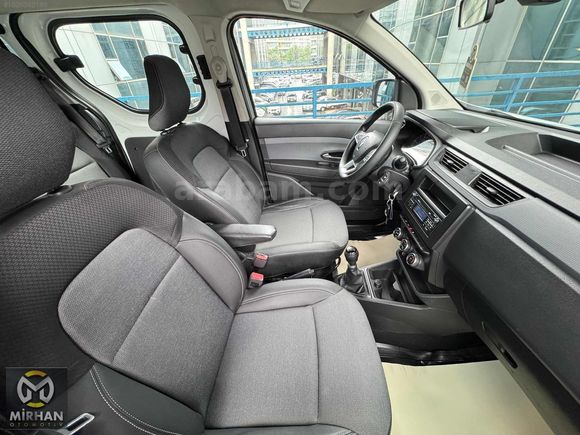 MİRHAN 2024 ÇIKIŞ RENAULT EXPRESS 1.5 BLUEDCİ/ÇİFT SÜRGÜ/BAKIMLI