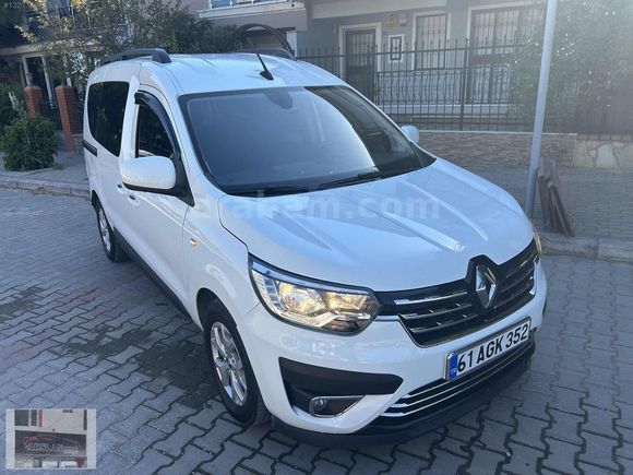 2022 EXPRESS COMBİ 1.5 BLUE DCİ TAUCH HATASIZ