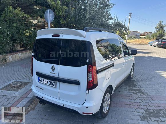 2022 EXPRESS COMBİ 1.5 BLUE DCİ TAUCH HATASIZ