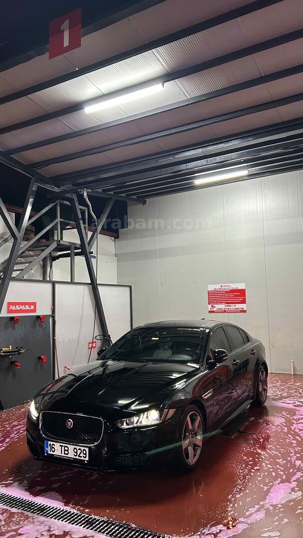 Sahibinden Jaguar XE 2.0 D R-Sport Plus 2017 Model Kocaeli 210.000 km Siyah 3