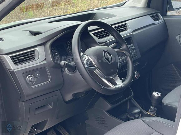 2023 RENAULT EXPRESS 1.5DCİ TOUCH HATASIZ BOYASIZ 22.000 KM'DE