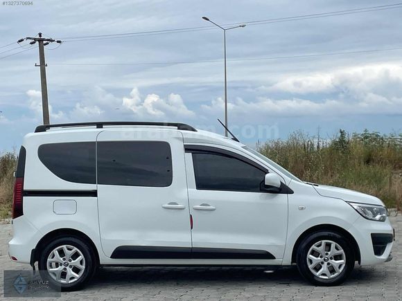 2023 RENAULT EXPRESS 1.5DCİ TOUCH HATASIZ BOYASIZ 22.000 KM'DE