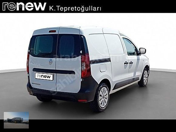 2024 Express Van 1.5 BlueDCI Joy / 42.794 KM "0,79 Kredi"