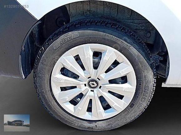 2024 Express Van 1.5 BlueDCI Joy / 42.794 KM "0,79 Kredi"