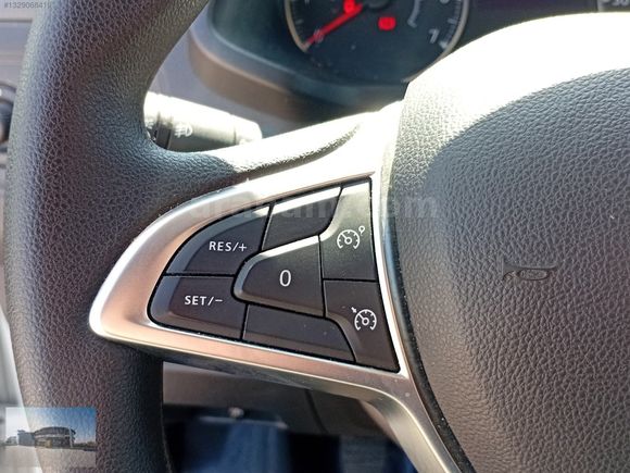 2024 Express Van 1.5 BlueDCI Joy / 22.338 KM "0,79 Kredi"