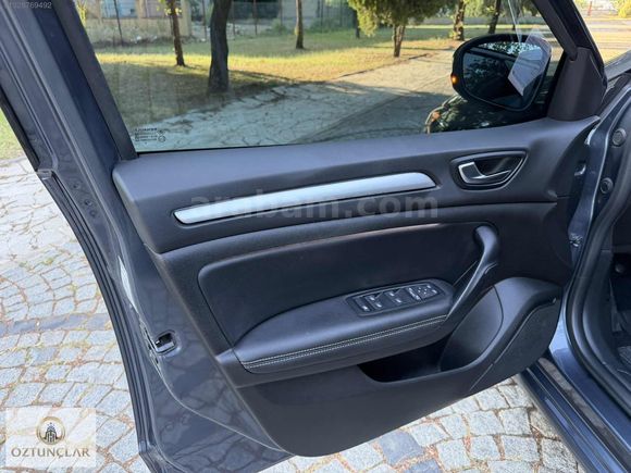 2024 Megane 1.3 Tce %20 Faturalı