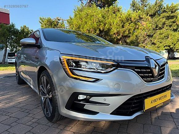 2023 MODEL RENAULT MEGANE 4 İCON CAM TAVANLI HATASIZ