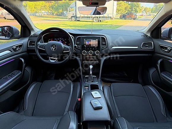 2023 MODEL RENAULT MEGANE 4 İCON CAM TAVANLI HATASIZ