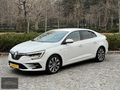 ÇAPRAZ'DAN 2025 MEGANE İCON HATASIZ BOYASIZ TRAMERSİZ 8 BİN KM