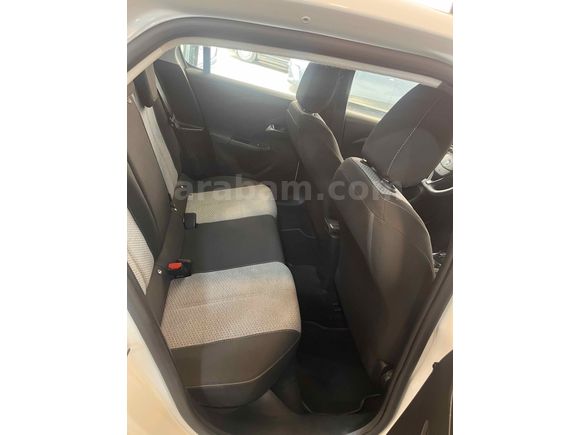 Sahibinden Opel Corsa 1.2 T Edition 2024 Model 