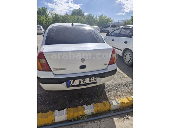 Sahibinden Renault Clio 1.4 Authentique 2002 Model