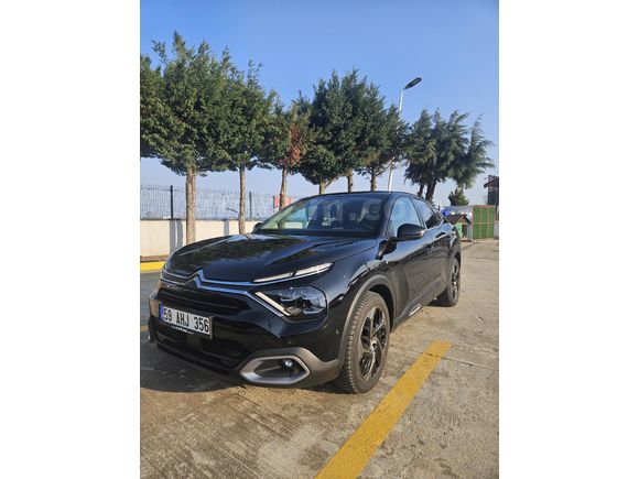 Sahibinden Citroen C4 X 1.2 PureTech Shine Bold 2023 Model
