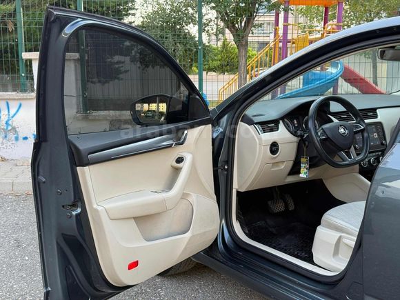 C&K AUTO'DAN CAM TAVANLI OCTAVİA