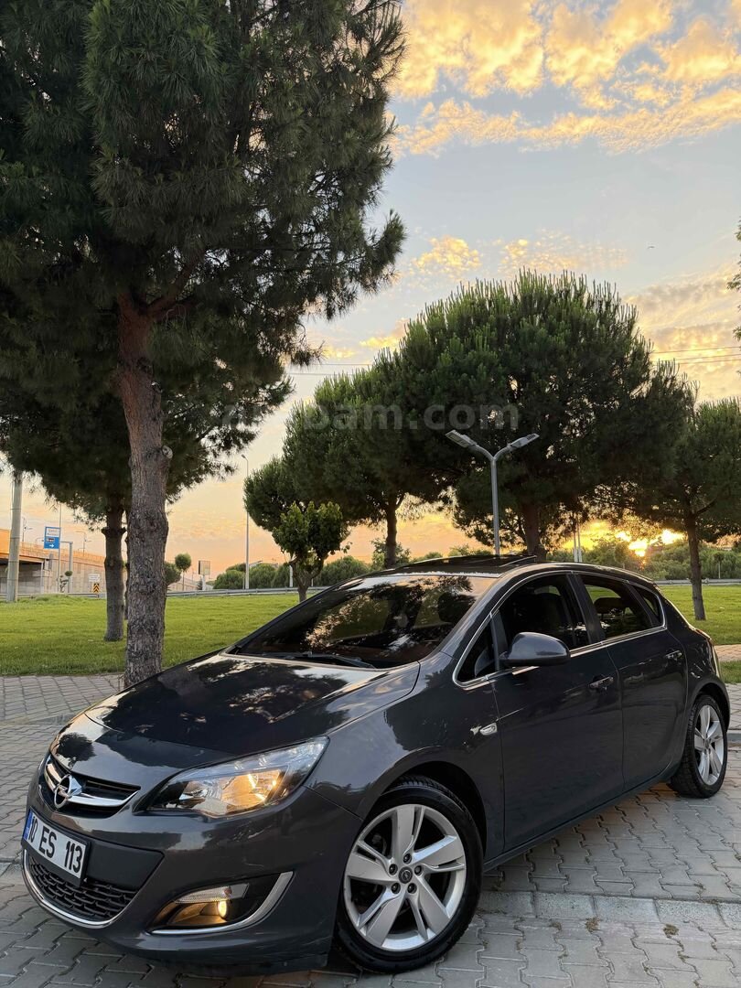 Galeriden Opel Astra 1.3 CDTI Cosmo 2013 Model Balıkesir 275.000 km Füme 3