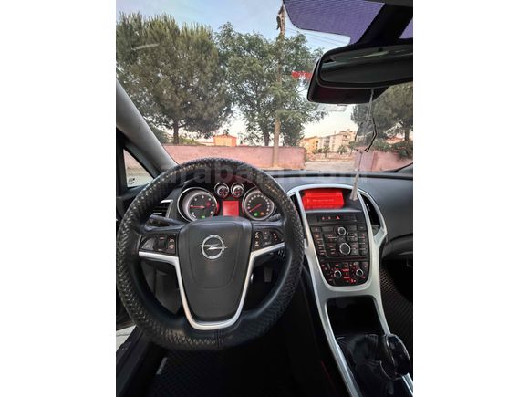 Opel Astra 1.3 CDTI Cosmo  Sunroff