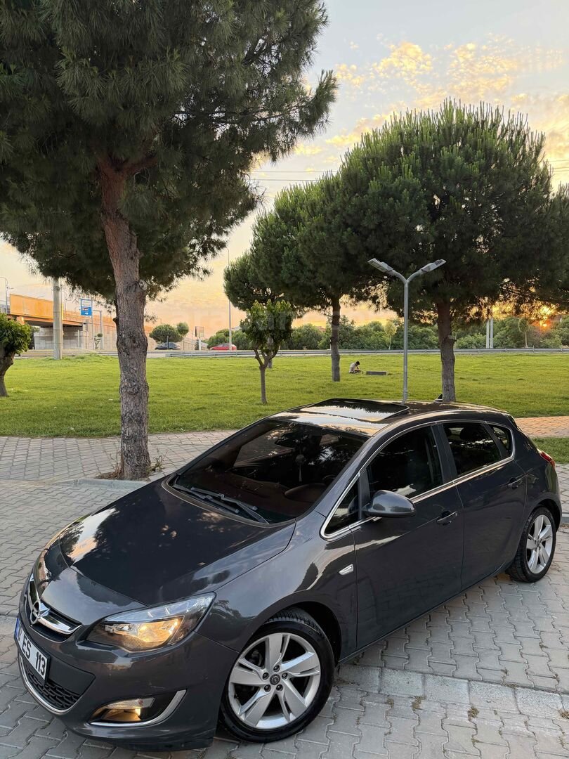 Galeriden Opel Astra 1.3 CDTI Cosmo 2013 Model Balıkesir 275.000 km Füme 7