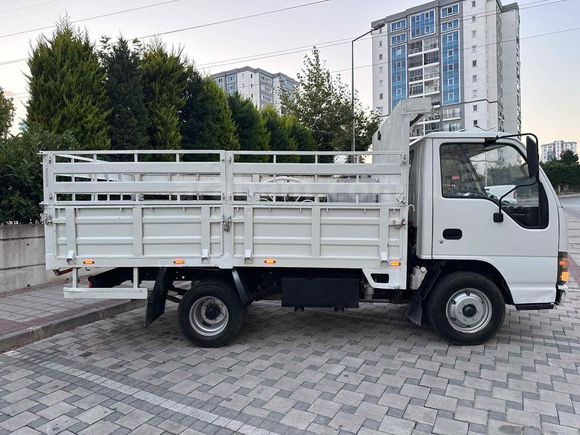 Sahibinden 2009 model Isuzu low  orijinal araç 