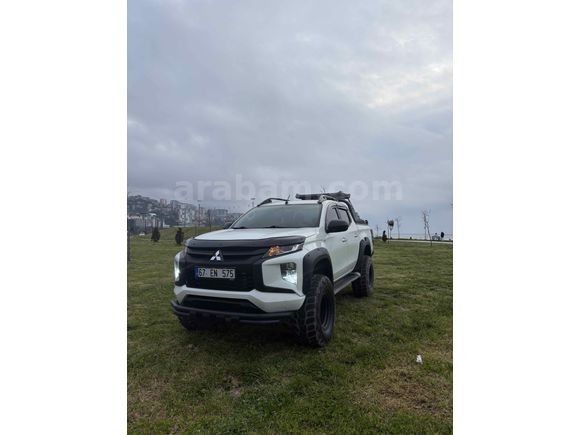 Sahibinden Mitsubishi L 200 4x4 Storm 2020 Model 